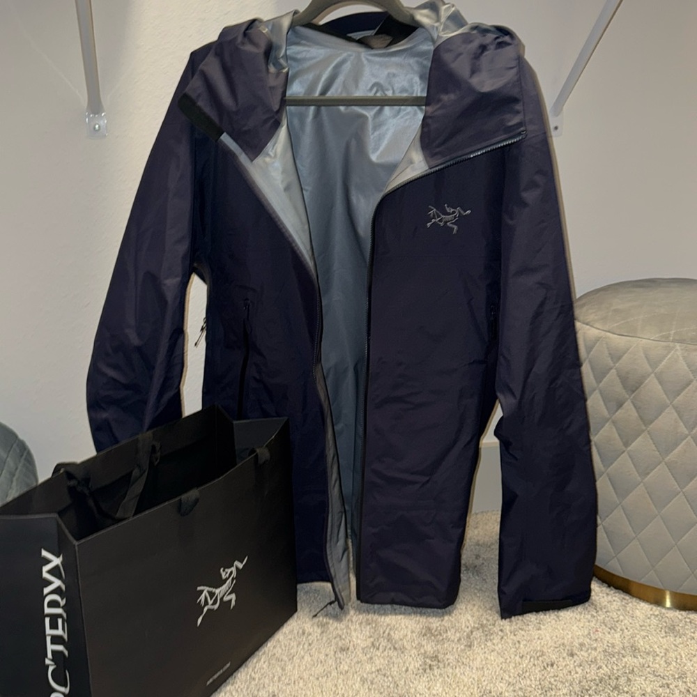 Authentic Arc’teryx Beta SL